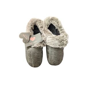 Parlovable Women's Gray Cable Knit Faux Fur Cozy Slip On Slippers Size 7-8 Mediu